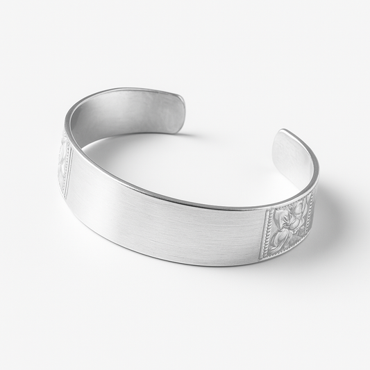 Les Bracelets artisanaux en argent d'Abdou Karim Ndiaye